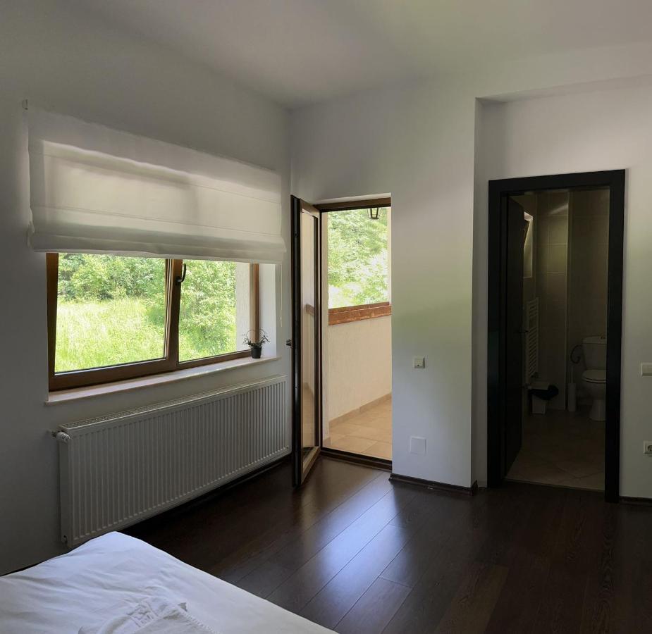 Vila 7 Predeal - Unique Location In The Forest Eksteriør billede